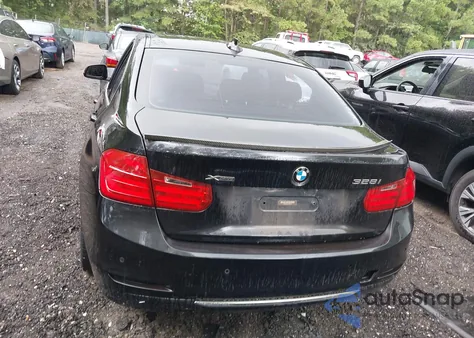 2013 BMW 328I xDrive z USA, uszkodzony, nr VIN WBA3B5C50DF593614